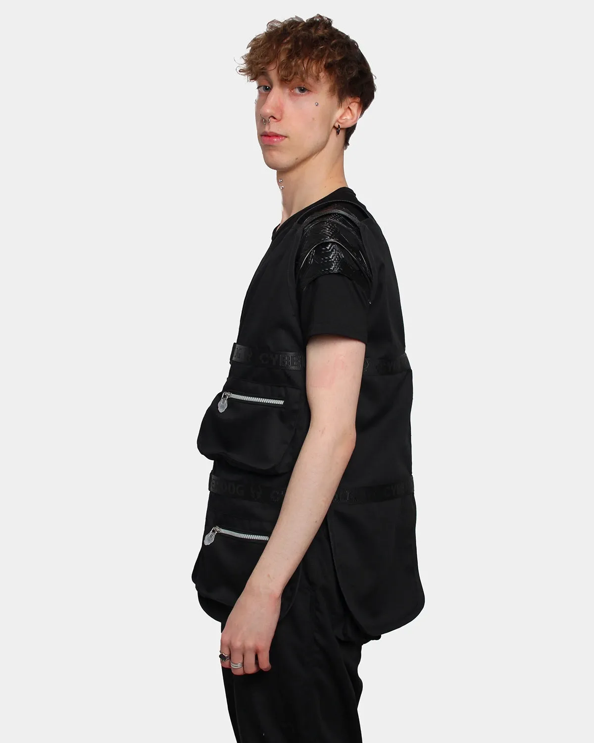MULTI POCKET GILET / WAISTCOAT BLACK
