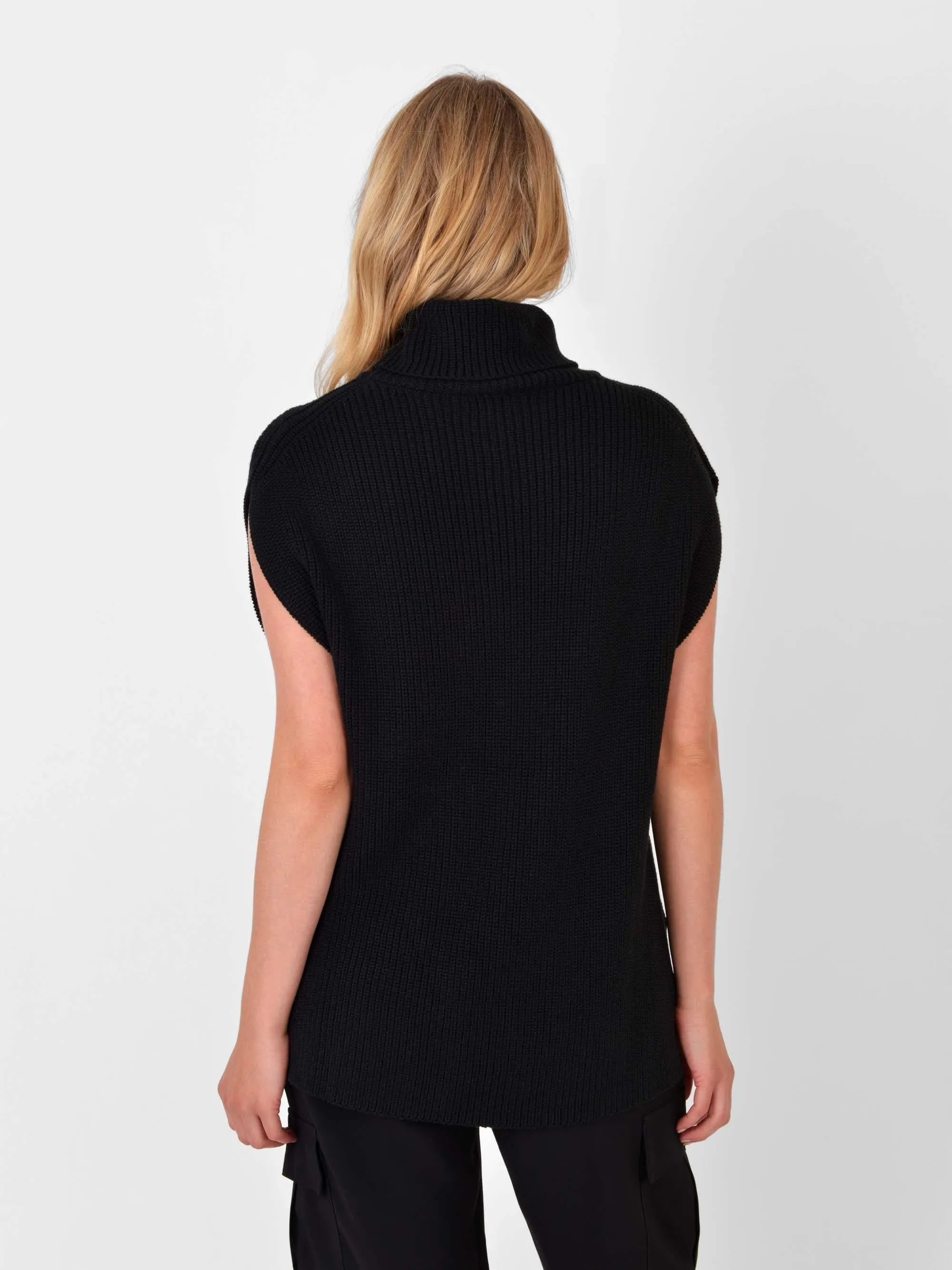 Sleeveless Knit Jumper