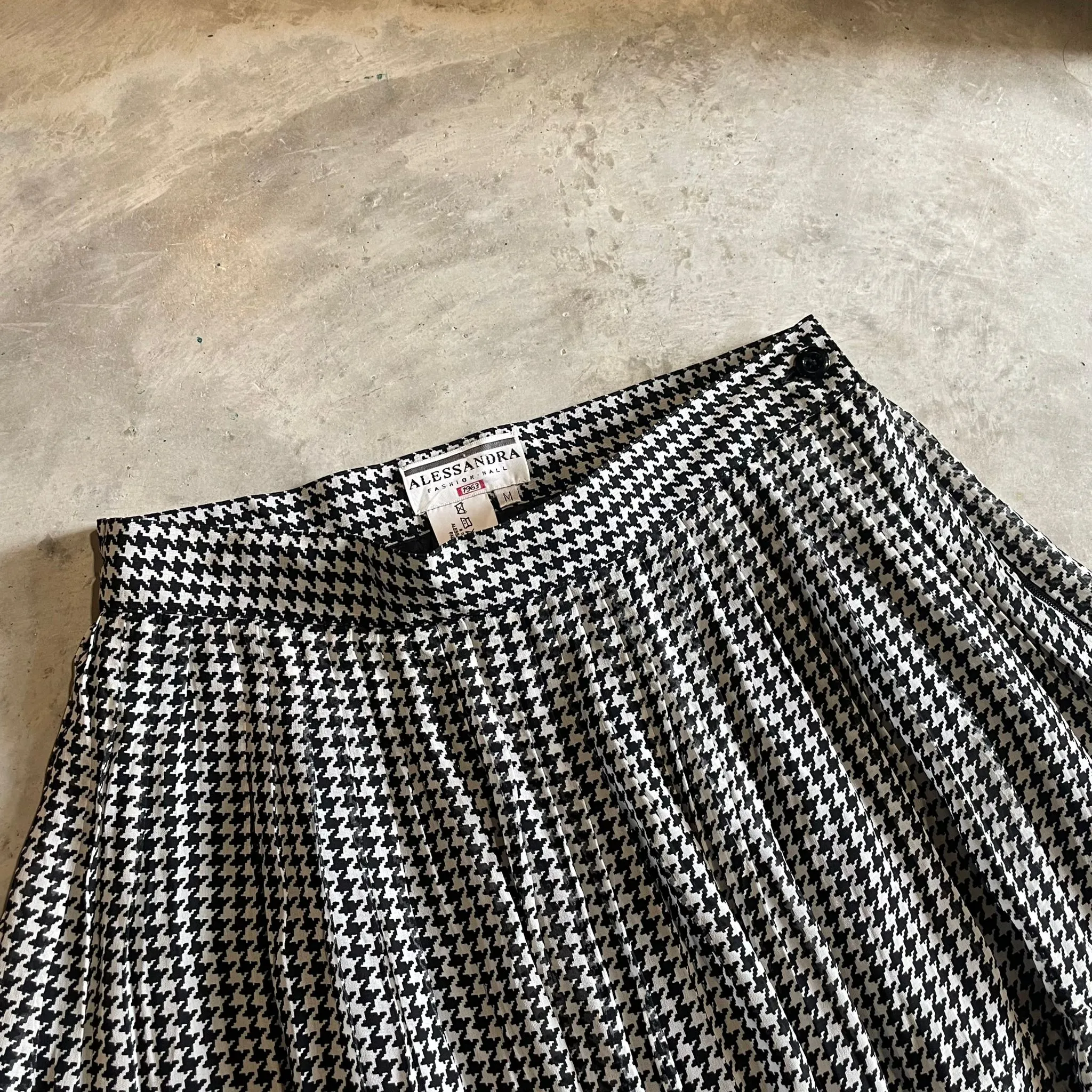 Vintage Pleated Black and White Skirt