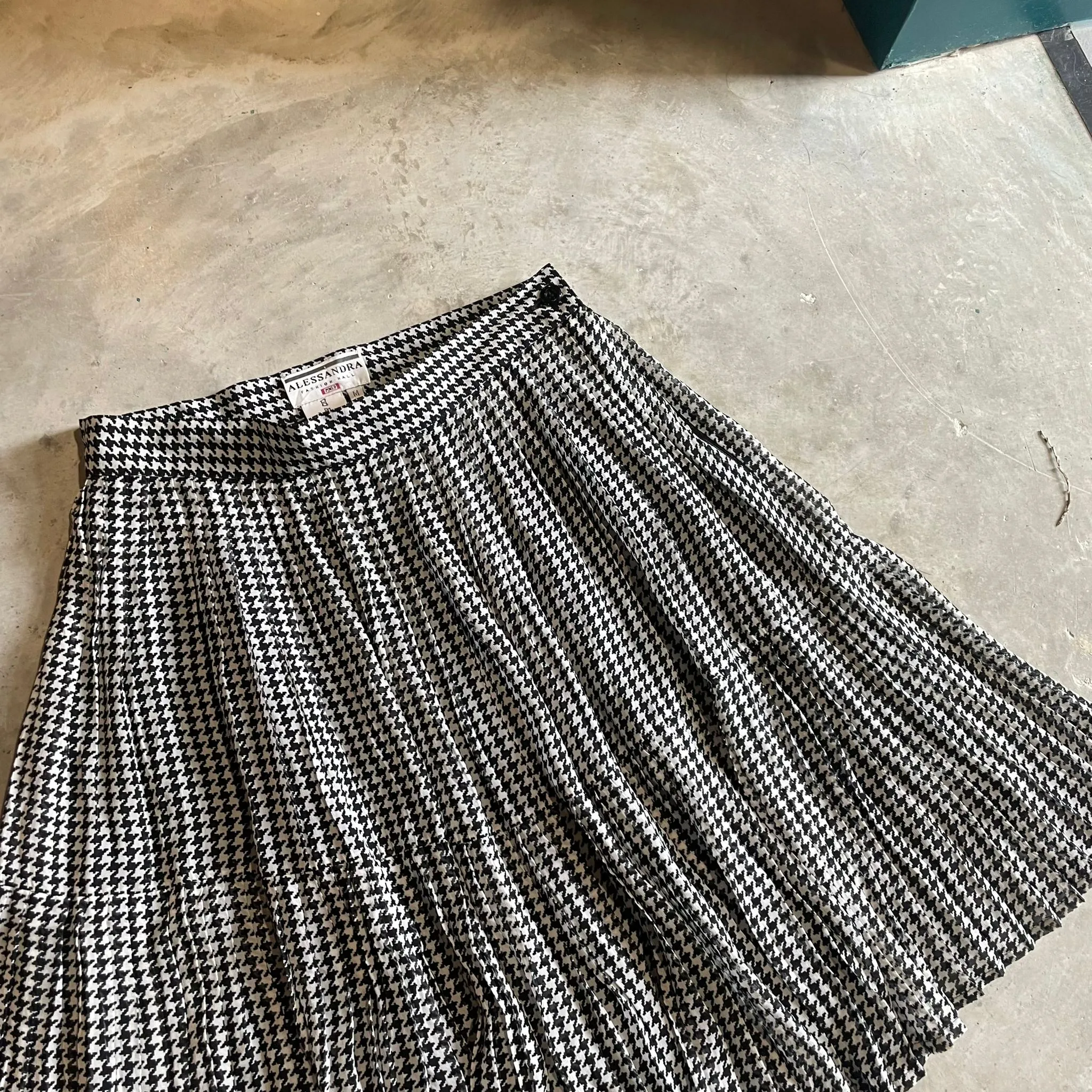 Vintage Pleated Black and White Skirt